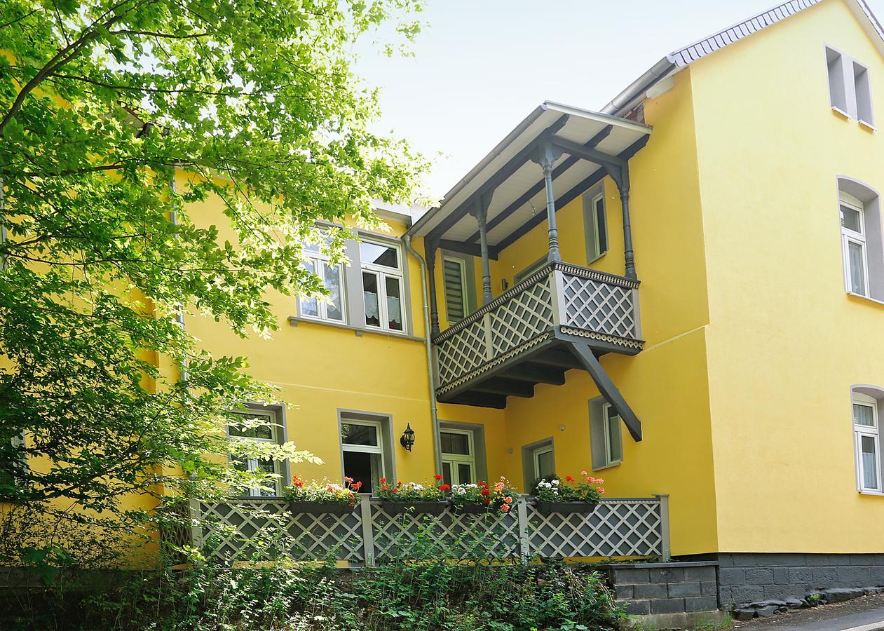Haus Eveline - Ferienwohnungen Unterhalb Der Wartburg - 아이제나흐 외부 사진